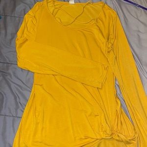 Front knot crisscross long sleeve